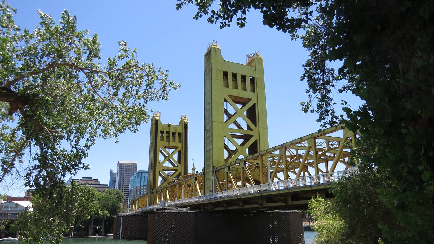 Sacramento Tower Bridge and downtown skyline on a clear day